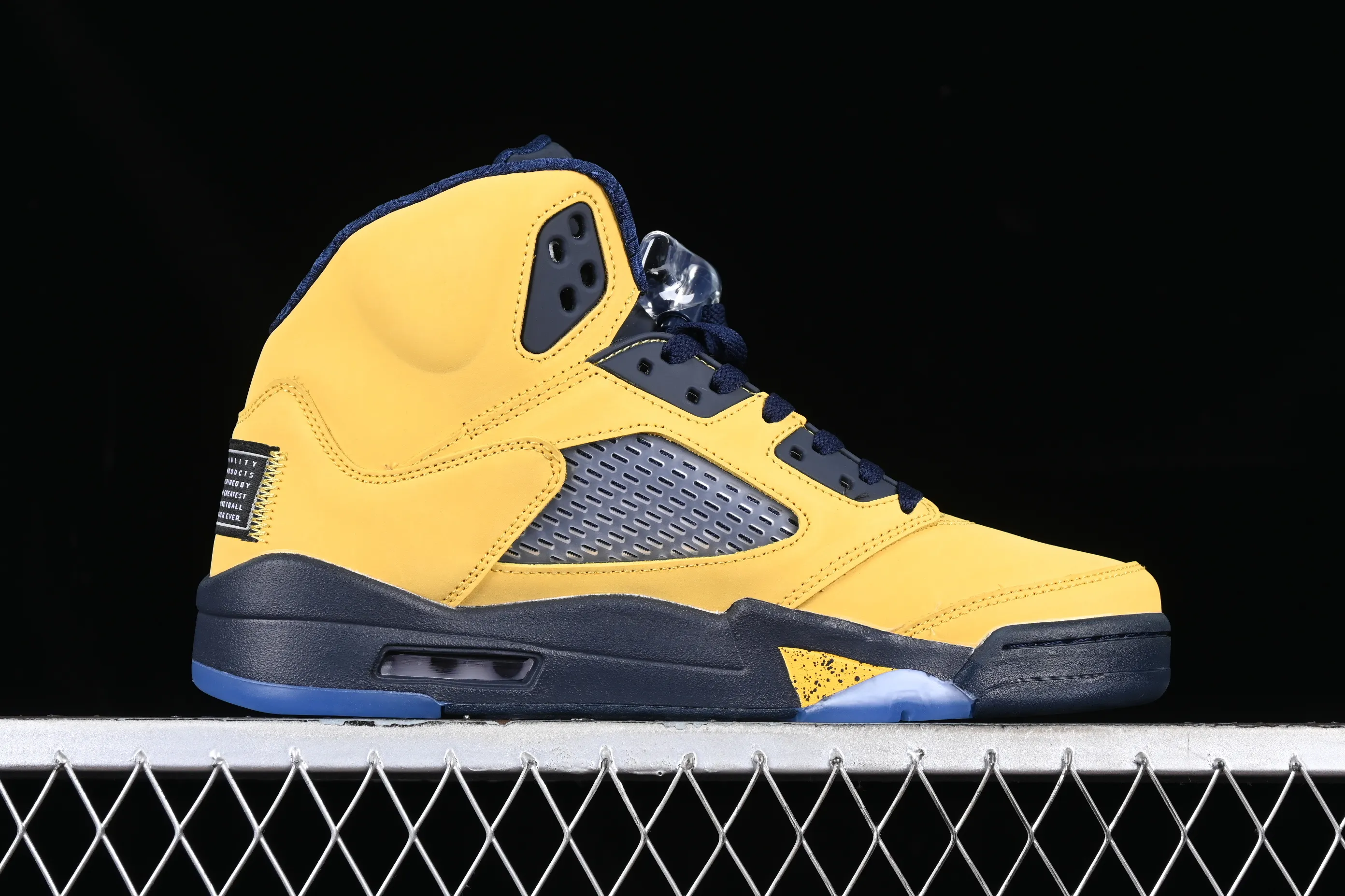 All categories Air Jordan Jordan series basketball shoes Air Jordan 5 Z version Air Jordan 5 Retro SE AJ5 Joe 5 Michigan black and yellow 3M reflective Tokyo limited edition CQ9541-704